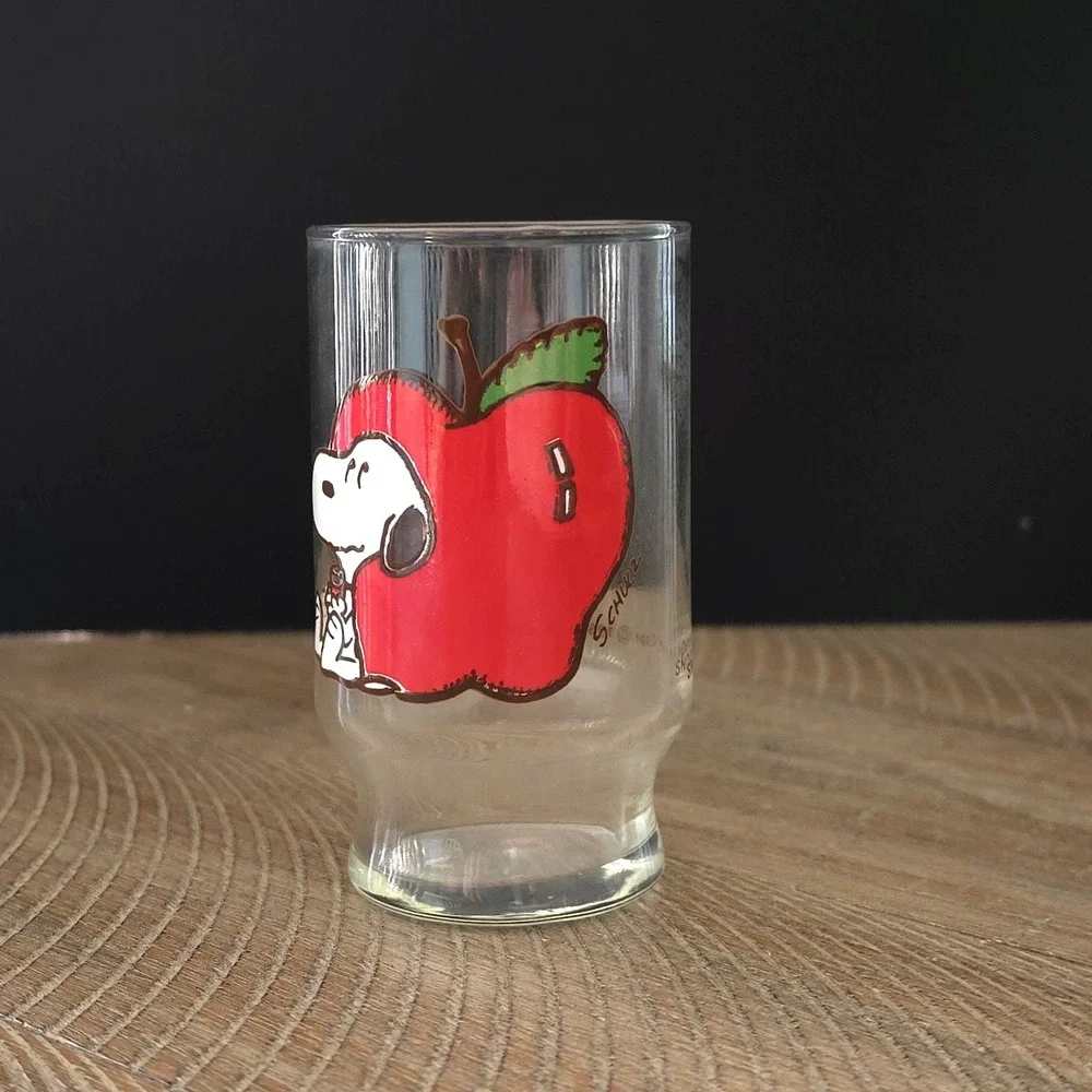 Vintage‎ 1958 Snoopy Juice Glass United Feature Syndicate Peanuts 4 in  6 oz